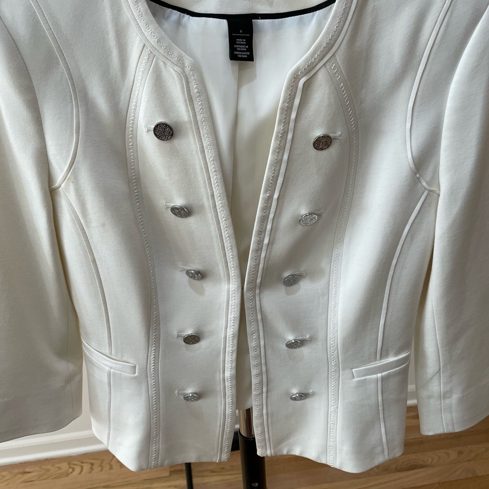 Off white cropped jacket with military style buttons and brocade - Picture 3 of 4